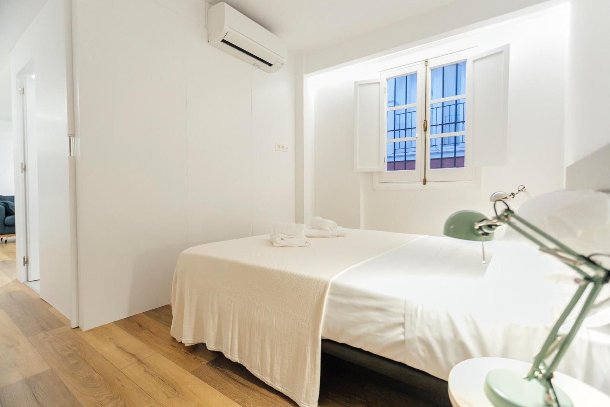 Ferienwohnung Decorated And Renovated- 2Bd 2Bth- Center Sevilla Exterior foto